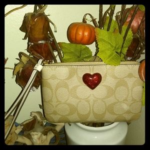 💗Coach Wristlet 💖 ✨Brand New w/Tags✨